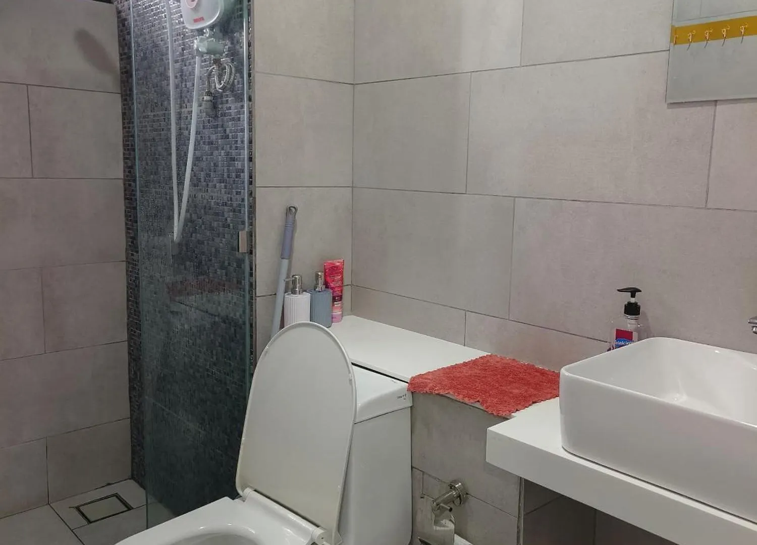 Kinabalu 2 Home Stay The Shore Kk Kota Kinabalu Apart Otel